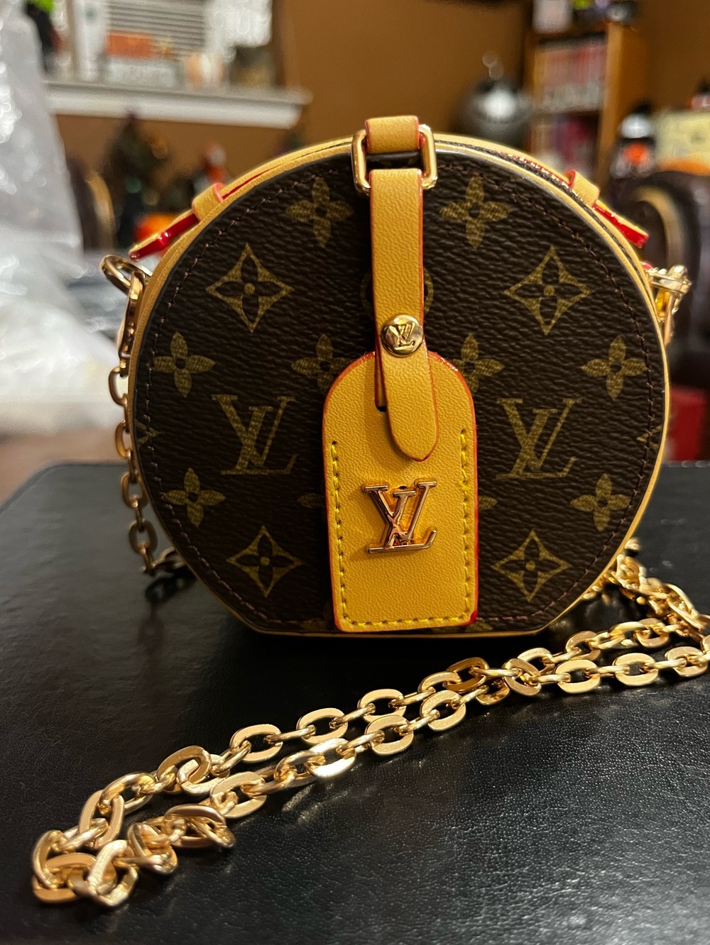 Louis. Vuitton. Mini Boite Chapeau Cross Body shoulder Bag Purse